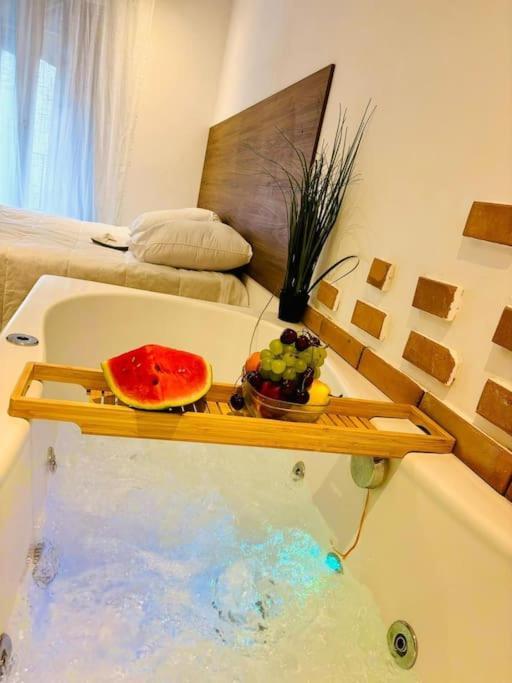 Studio Love Jacuzzi Marsilya Dış mekan fotoğraf
