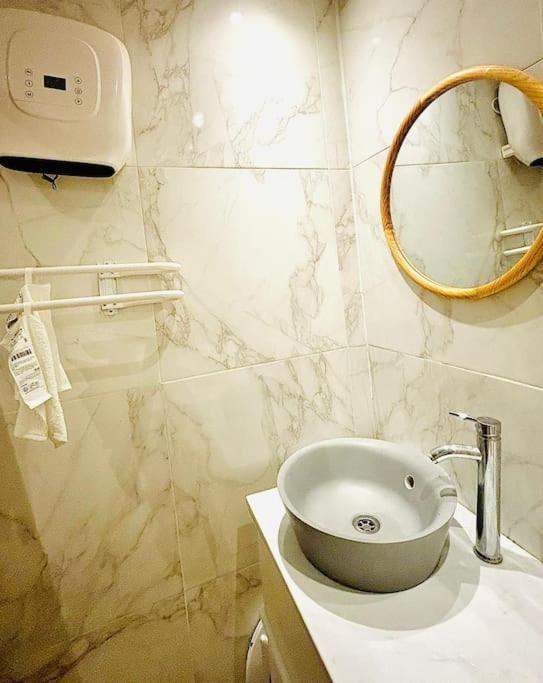 Studio Love Jacuzzi Marsilya Dış mekan fotoğraf